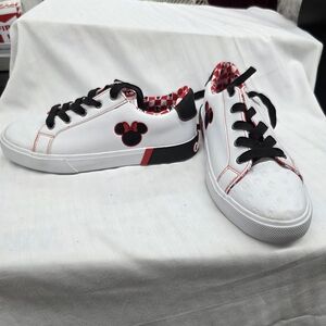 Disney Minnie Mouse White and Black Sneakers